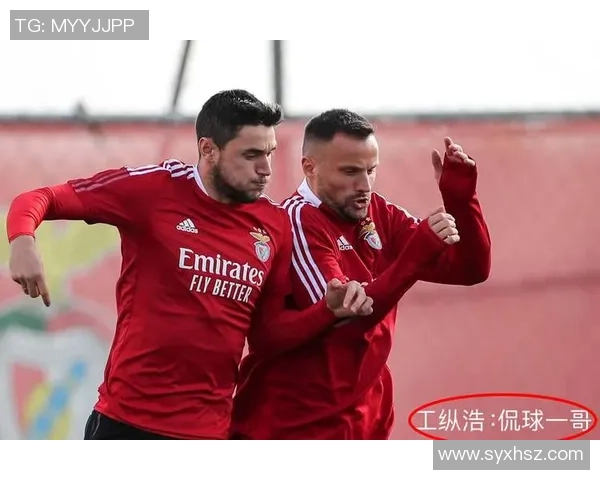 德甲精彩对决巴黎圣日耳曼与本菲卡战成平局引发全场热议 德甲精彩对决巴黎圣日耳曼与本菲卡战成平局引发全场热议