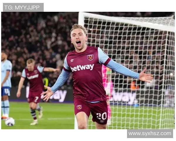 英超激战波尔图狂胜AC米兰六比二帽子戏法点燃全场激情