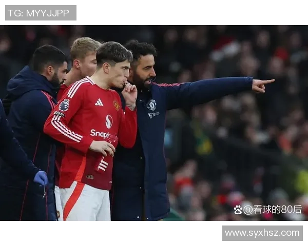 国王杯激战利物浦与曼联握手言和绝杀时刻引发全场沸腾 国王杯激战利物浦与曼联握手言和绝杀时刻引发全场沸腾