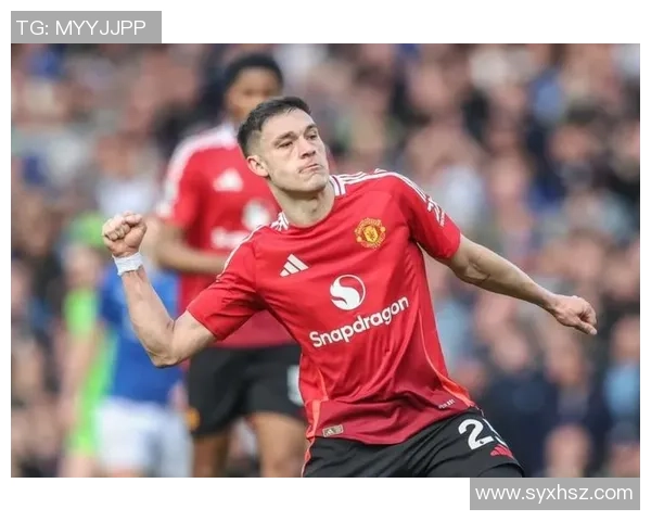 意甲焦点战曼联小胜巴黎神奇扑救引发争议判罚热议