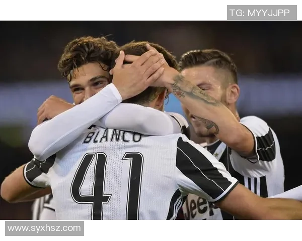 曼联友谊赛逆转尤文图斯全场沸腾精彩瞬间回顾与分析